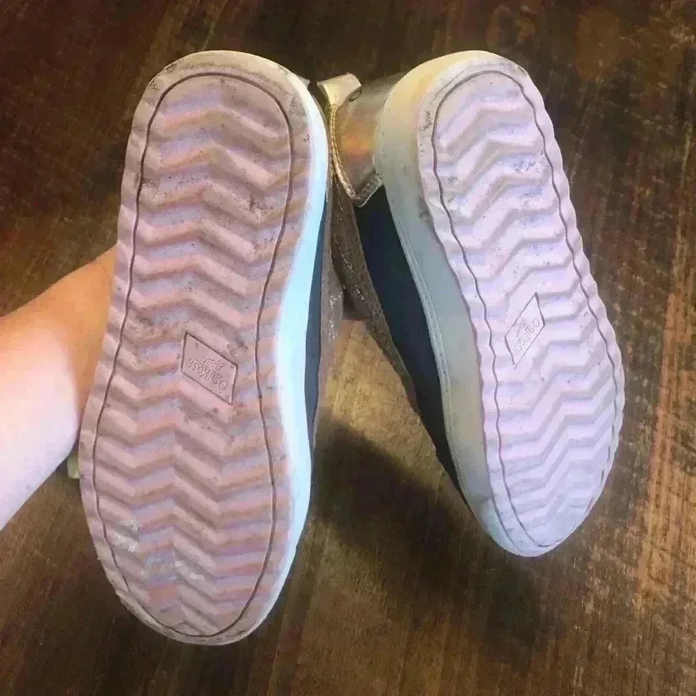 Osh-Kosh | Navy & Brown Duck Shoes w/Pink Stitch
